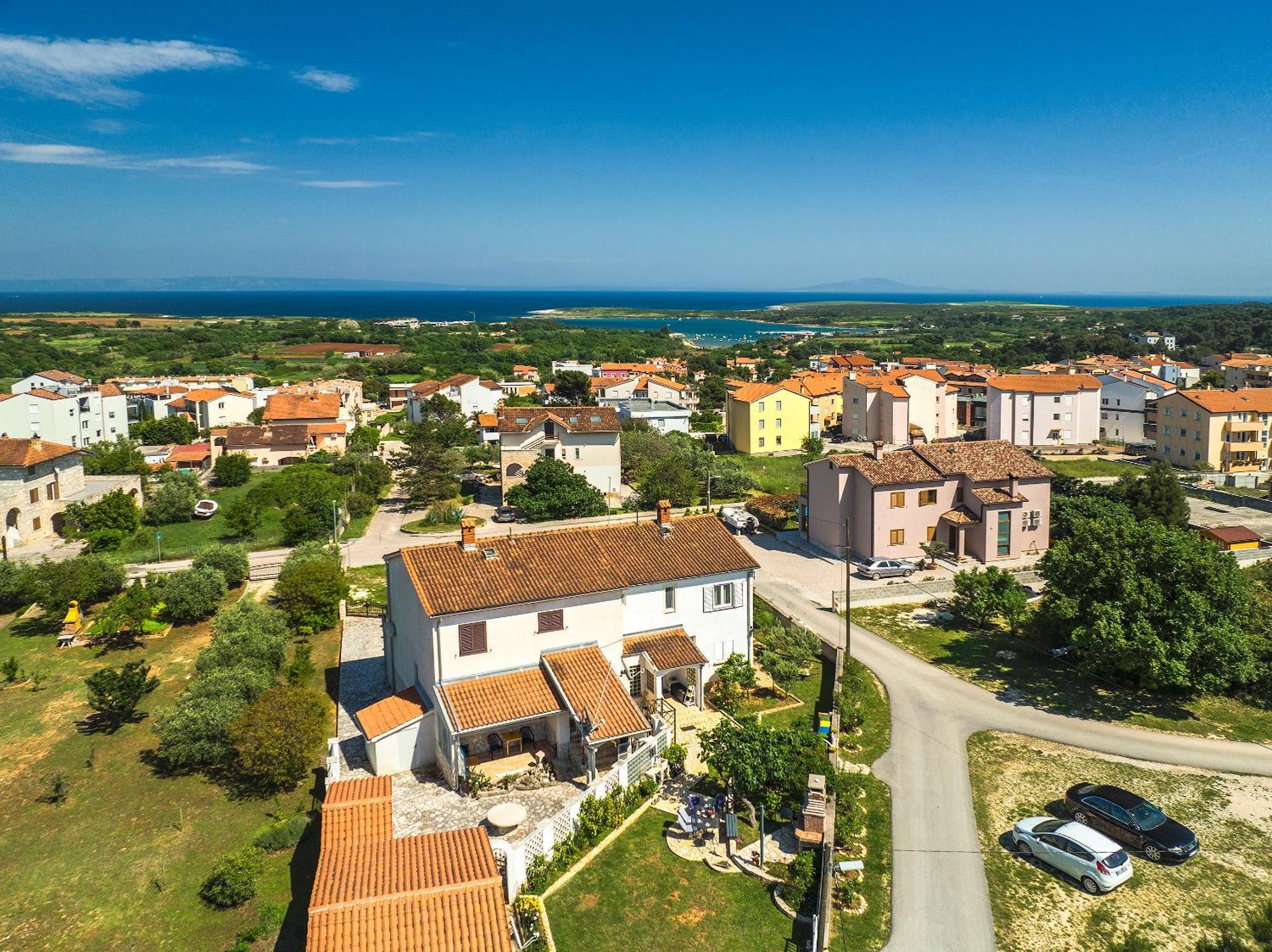 Apartments Lidija Ližnjan Eksteriør bilde